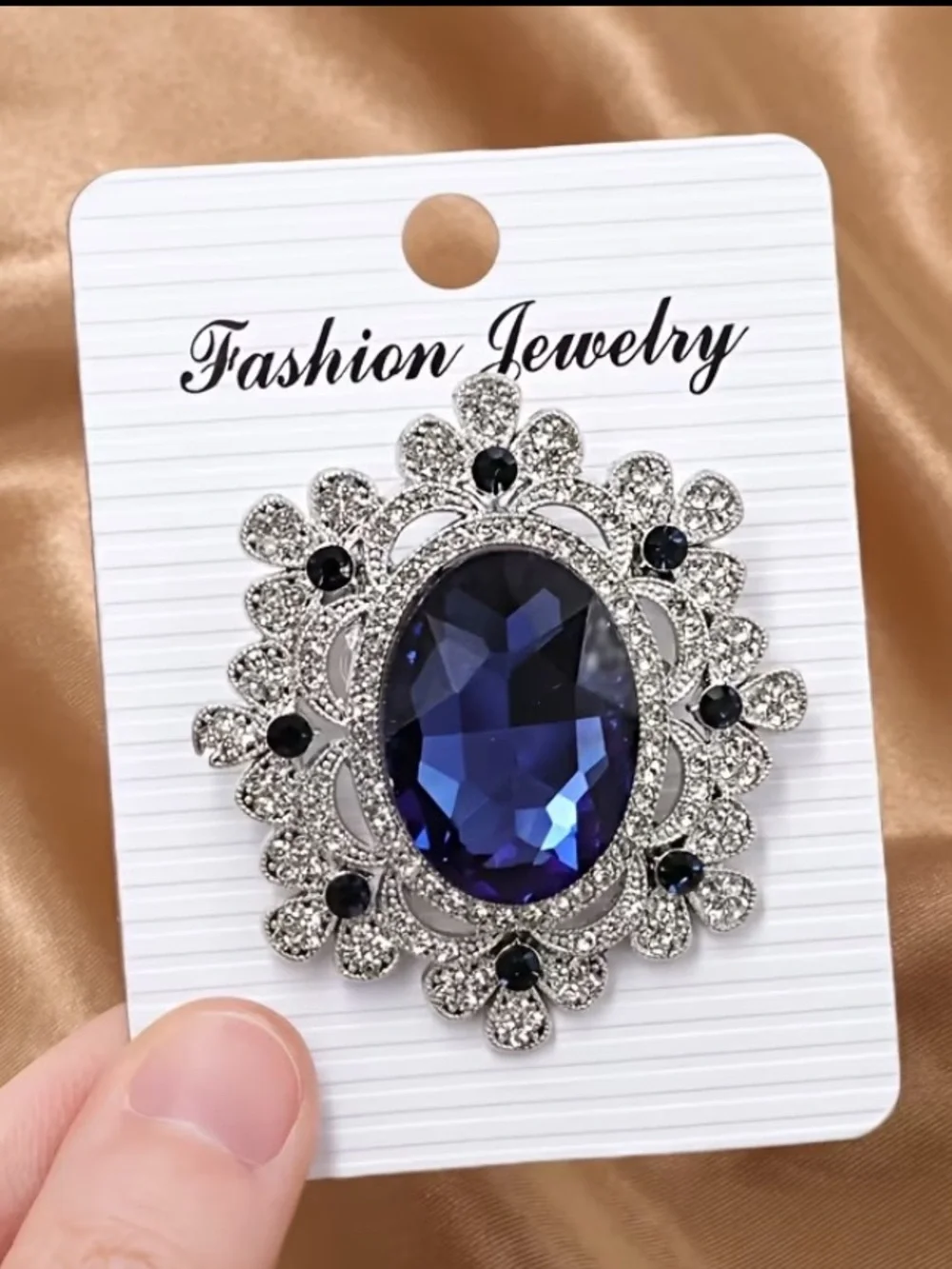 New 1 PC Fashion Jewelry Oval Crystal Brooch